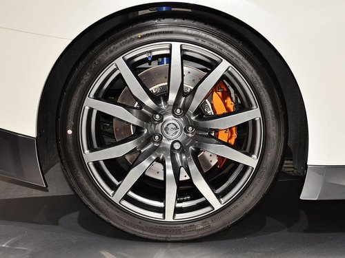 日产(进口)  3.8T DCT