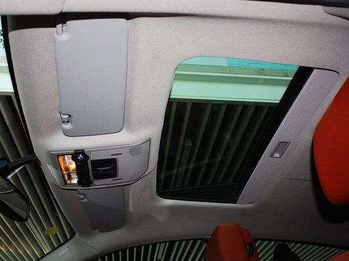 宝马(进口) 3.0T 车顶内部特写