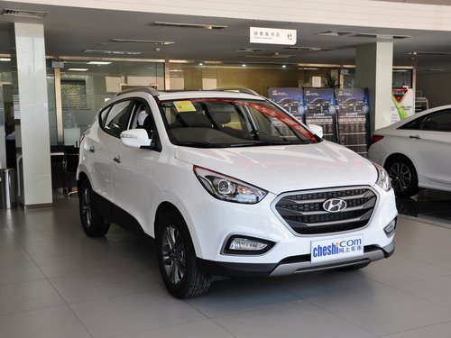 北京现代  改款 GLS 2.0L 自动 车辆右侧45度角