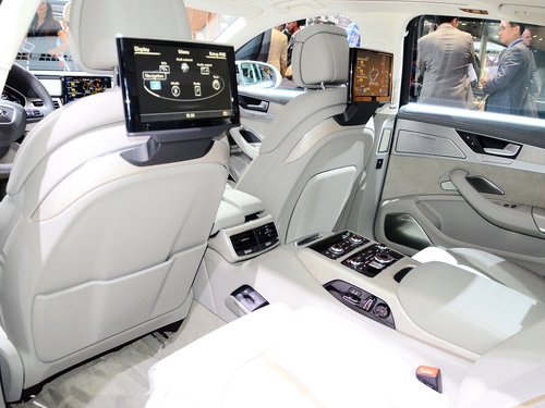 奥迪(进口)  4.0T