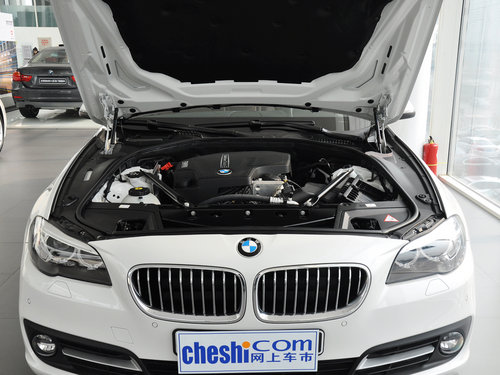 华晨宝马  520Li 发动机局部特写