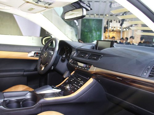 雷克萨斯 CT 200h