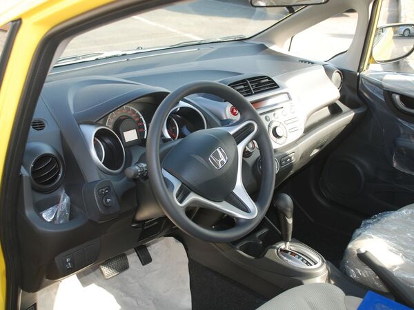 广汽本田  1.5L 自动 中控台左侧