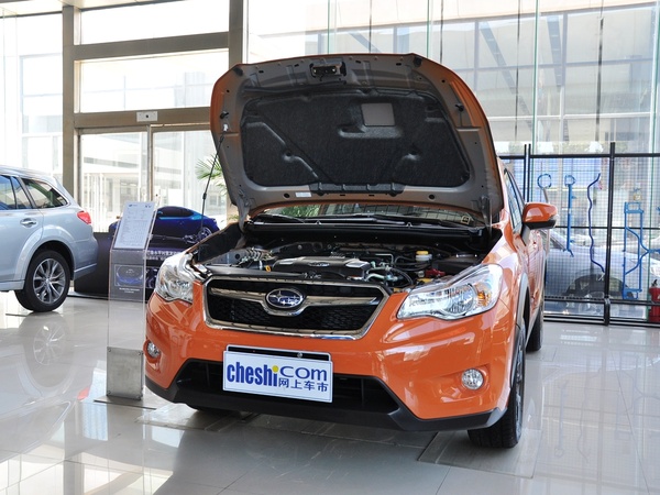 斯巴鲁  2.0 CVT 车辆发动机舱整体