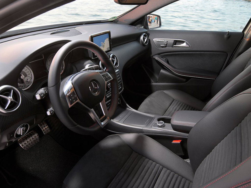 奔驰(进口)  A200 1.6T DCT