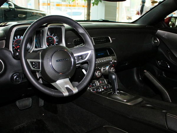 雪佛兰(进口)  3.6L 自动 中控台左侧