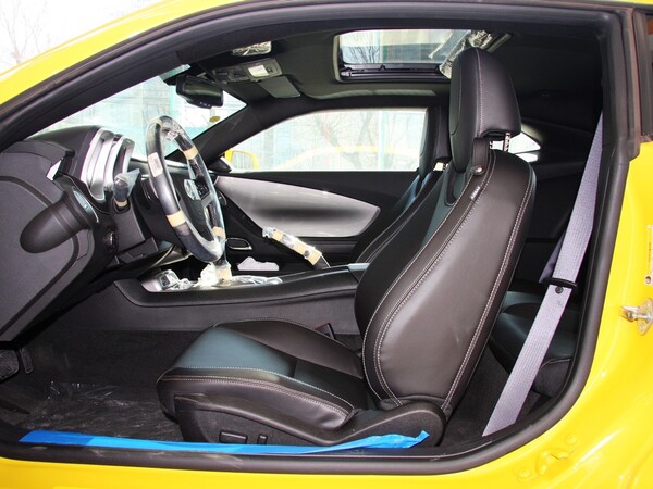 雪佛兰(进口)  3.6L 自动 驾驶席座椅正视图