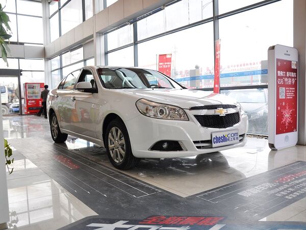 雪佛蘭  1.8L 自動(dòng) 車(chē)輛右側(cè)45度角