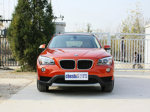 华晨宝马 sDrive18i 2.0L 车头正面视角