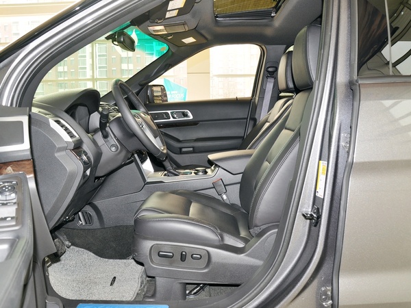 福特(进口)  3.5L 自动 驾驶席座椅正视图