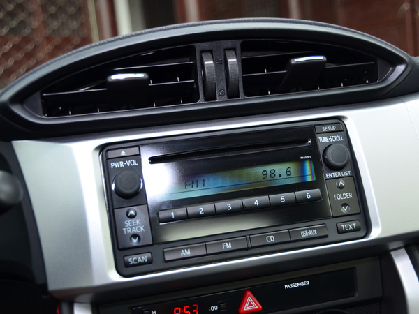 斯巴鲁  2.0L 自动