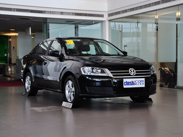 上海大众  改款 1.6L 手动 车辆右侧45度角