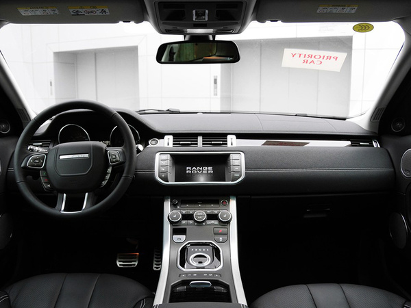 路虎 2.0T 自动 中控台整体