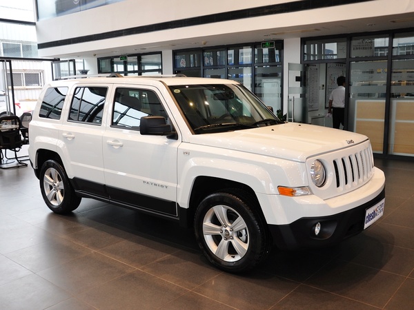 Jeep  2.4L 自动