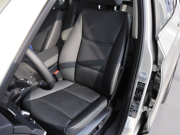 宝马(进口)  改款 2.0T 自动 驾驶席座椅前45度视图