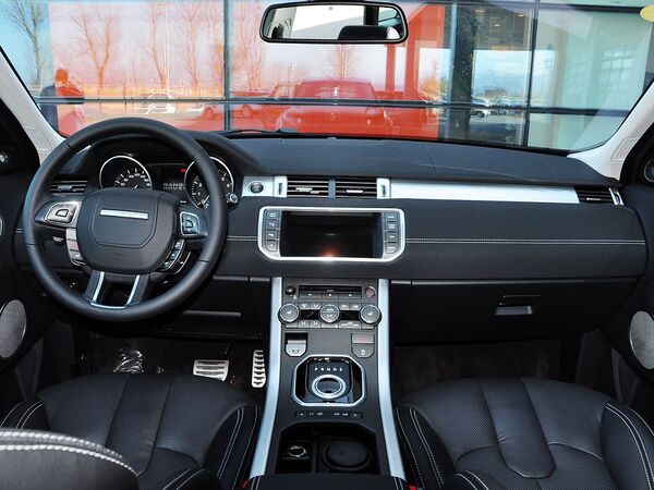 路虎 2.0T 中控台整体