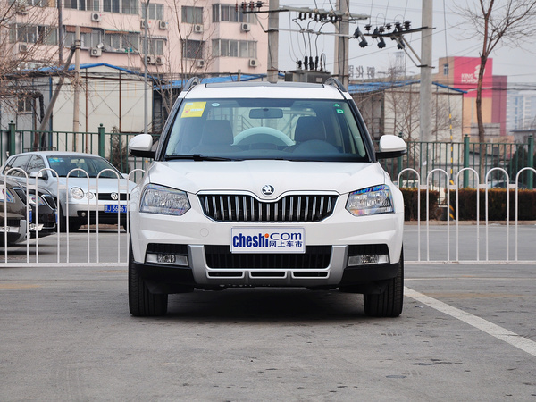 斯柯达  1.4TSI DSG 车头正面视角