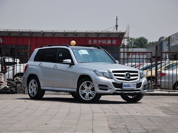 北京奔驰  GLK260 2.0T 自动 车辆右侧45度角