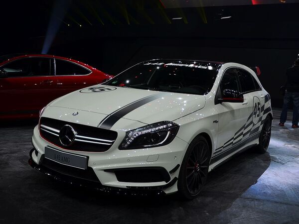 奔驰AMG  A45 AMG