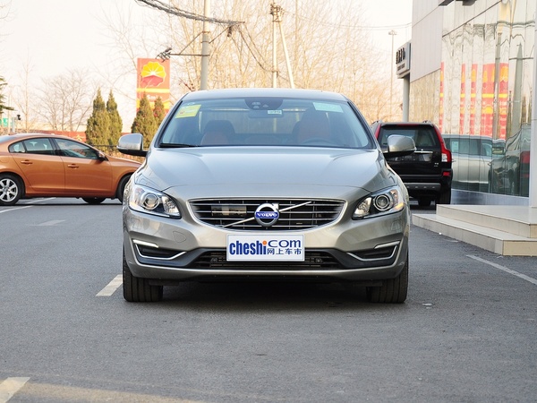 沃尔沃亚太 2.0T