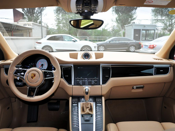 保时捷  Macan