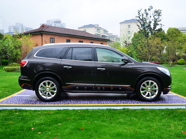 别克(进口)  3.6L 自动 车辆正右侧