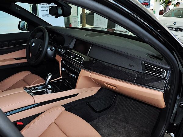 宝马(进口)  7系 中控台右侧