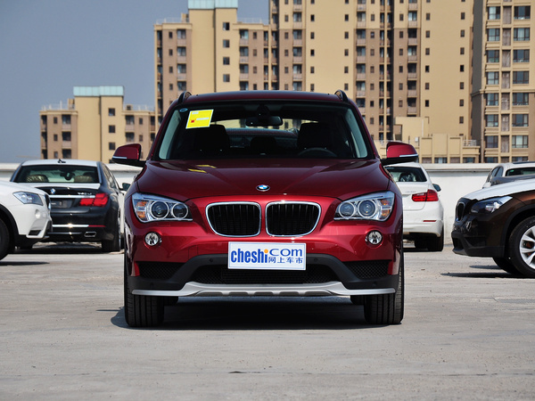 华晨宝马  sDrive18i 车头正面视角