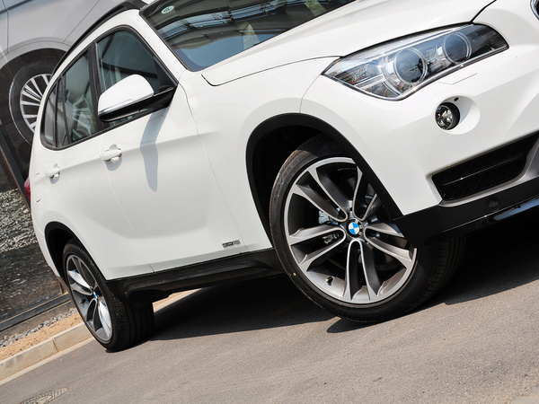 华晨宝马  sDrive18i