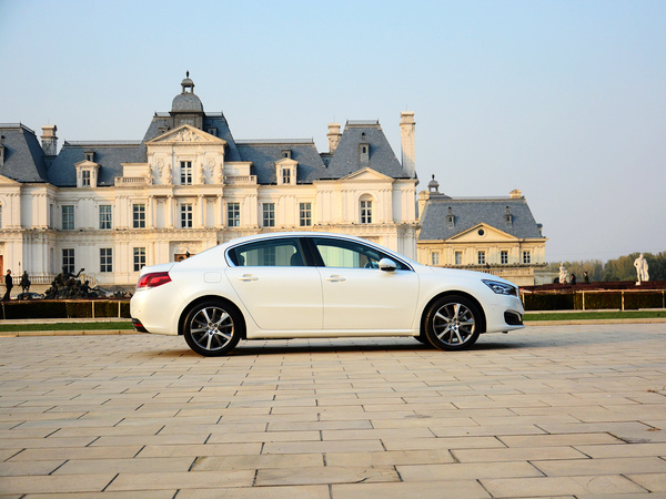 东风标致  1.8THP 自动