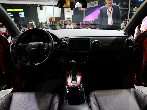 东风本田  1.8L EXi 手动