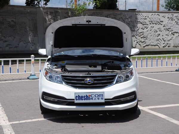 吉利汽车  1.3T 手动 车辆发动机舱整体