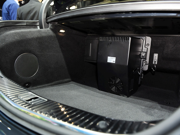 奔驰-迈巴赫  S 600