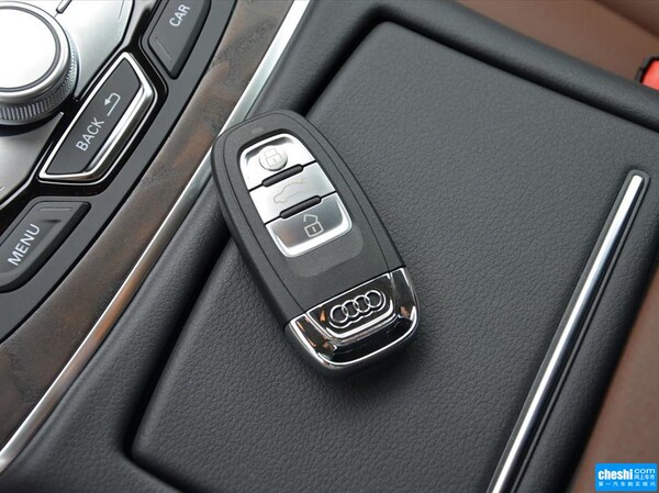 一汽奥迪  35 FSI quattro 钥匙特写