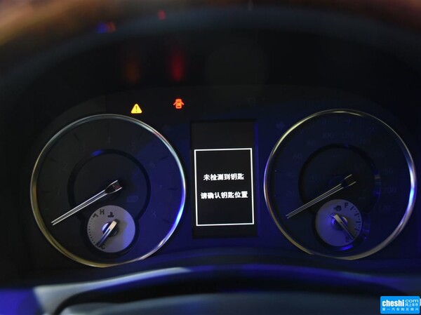 丰田(进口)  3.5L 方向盘后方仪表盘