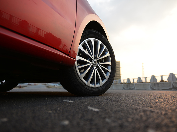 上汽大众  230TSI