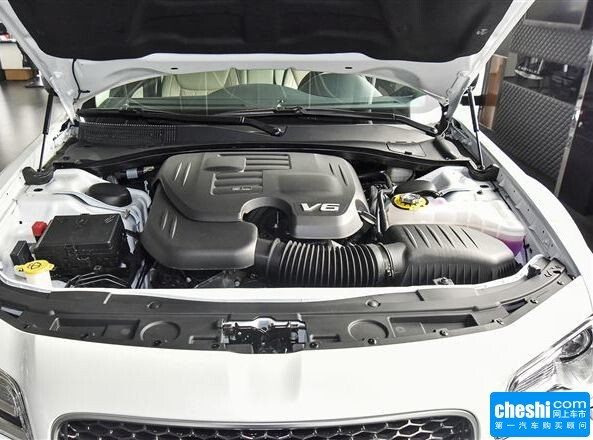 克莱斯勒  3.0L 发动机标识