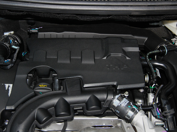 东风标致  350THP 发动机