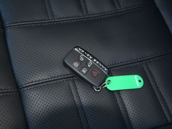 路虎  3.0 钥匙特写