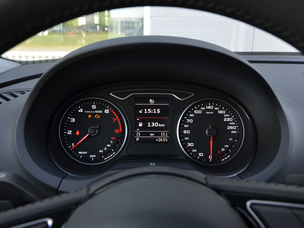 一汽奥迪  Sportback 35 TFSI 仪表盘