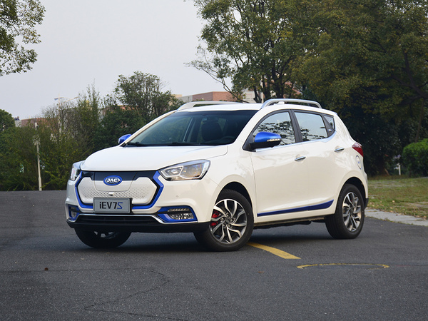 江淮汽车  iEV7S 左前正45度