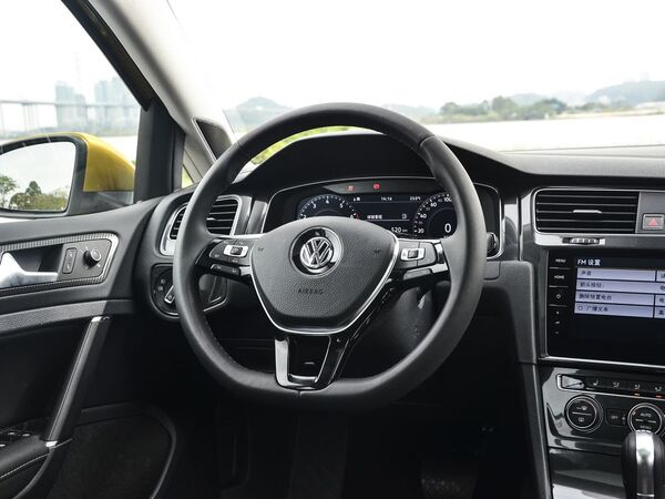 一汽-大众  280TSI 方向盘