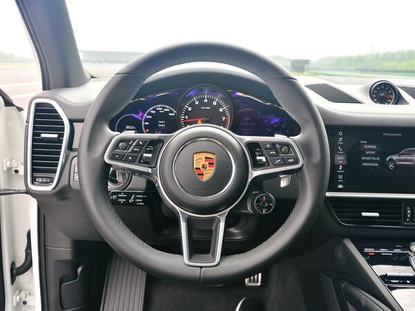 保时捷   Cayenne S 方向盘
