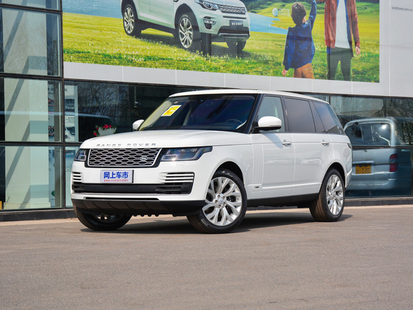 路虎  3.0 V6 SC Vogue SE 左前正45度