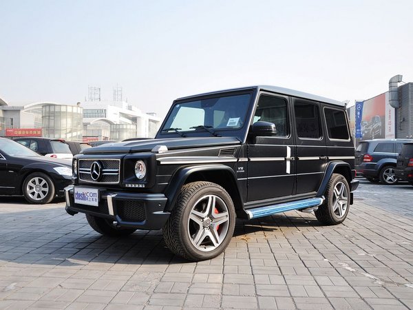 奔驰amg  g65 6.0t 车辆左前45度视角