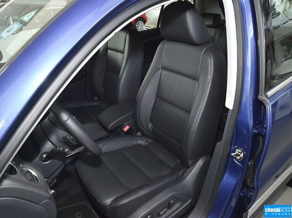 上汽大众 1.8TSI 自动 驾驶席座椅正视图