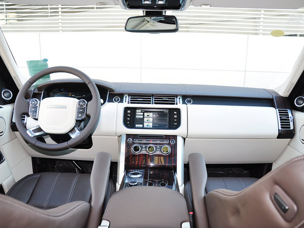 路虎3.0 v6 中控台整体
