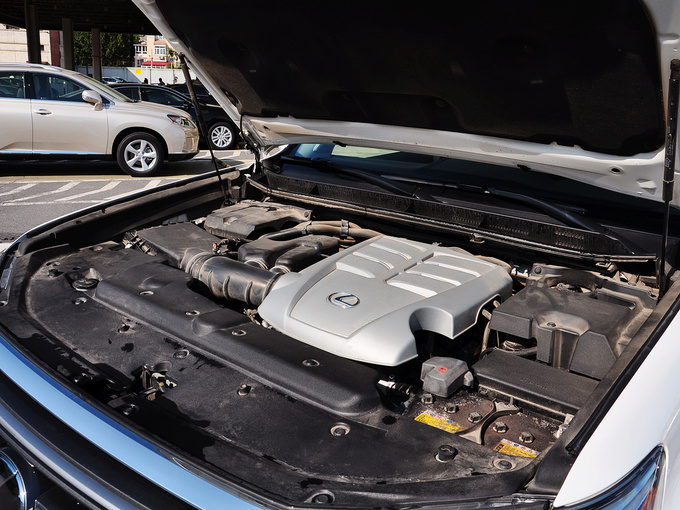 雷克萨斯  400 发动机