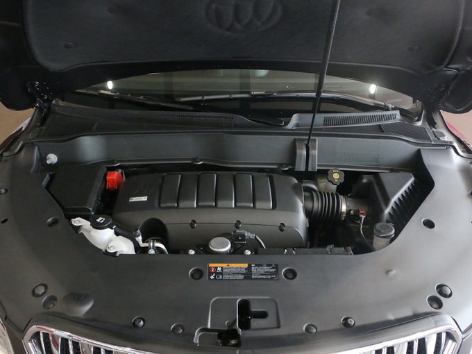 别克(进口) 3.6L 自动 发动机舱