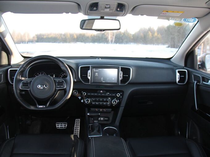 东风悦达起亚  1.6T 大中控全景